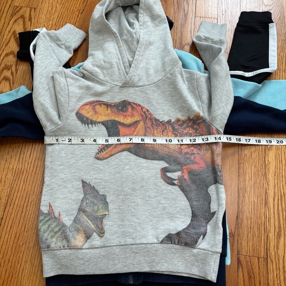H&M / ID Ideology little boys bundle 4 pieces hoodie and sweatshirt 4-6Years - Picture 14 of 16